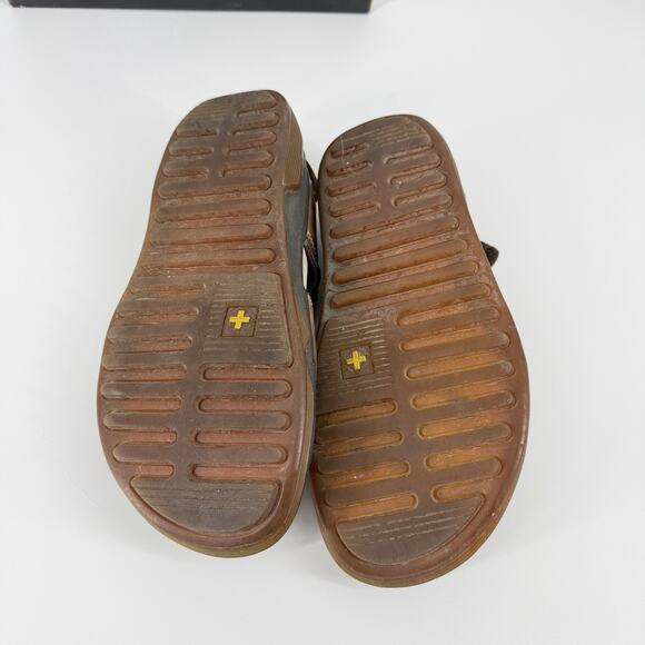 DR. MARTENS 8B38 BROWN LEATHER CROSSOVER FISHERMAN SANDALS SIZE 8 Men’s 9 Women main image 4
